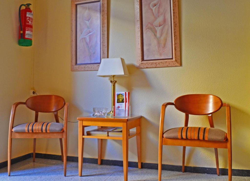 Hostal El Vegano Утьєль Екстер'єр фото